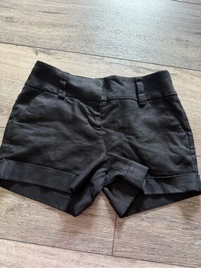 Express Black Cuffed Cargo-Style Women's Shorts